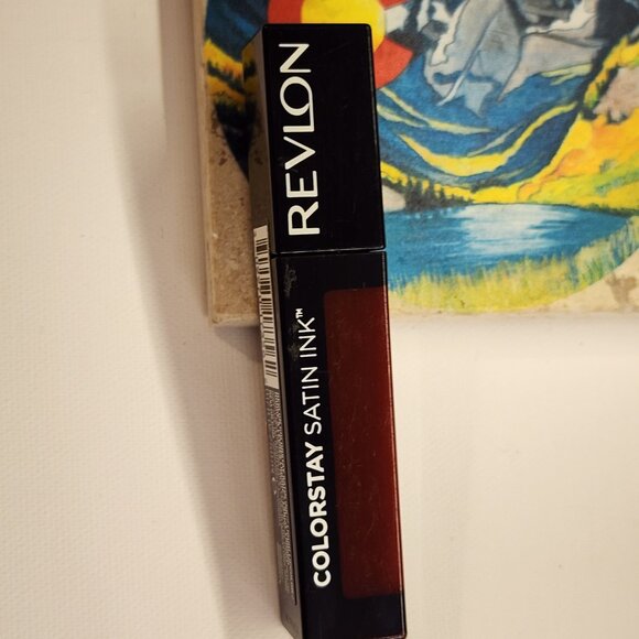 Revlon ColorStay Satin Ink Liquid Lipstick - #34 Regal Ruby - Picture 6 of 11